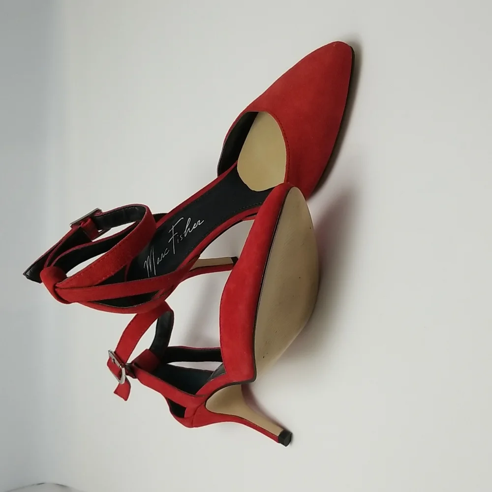 Shoes - Picture 3 of 4